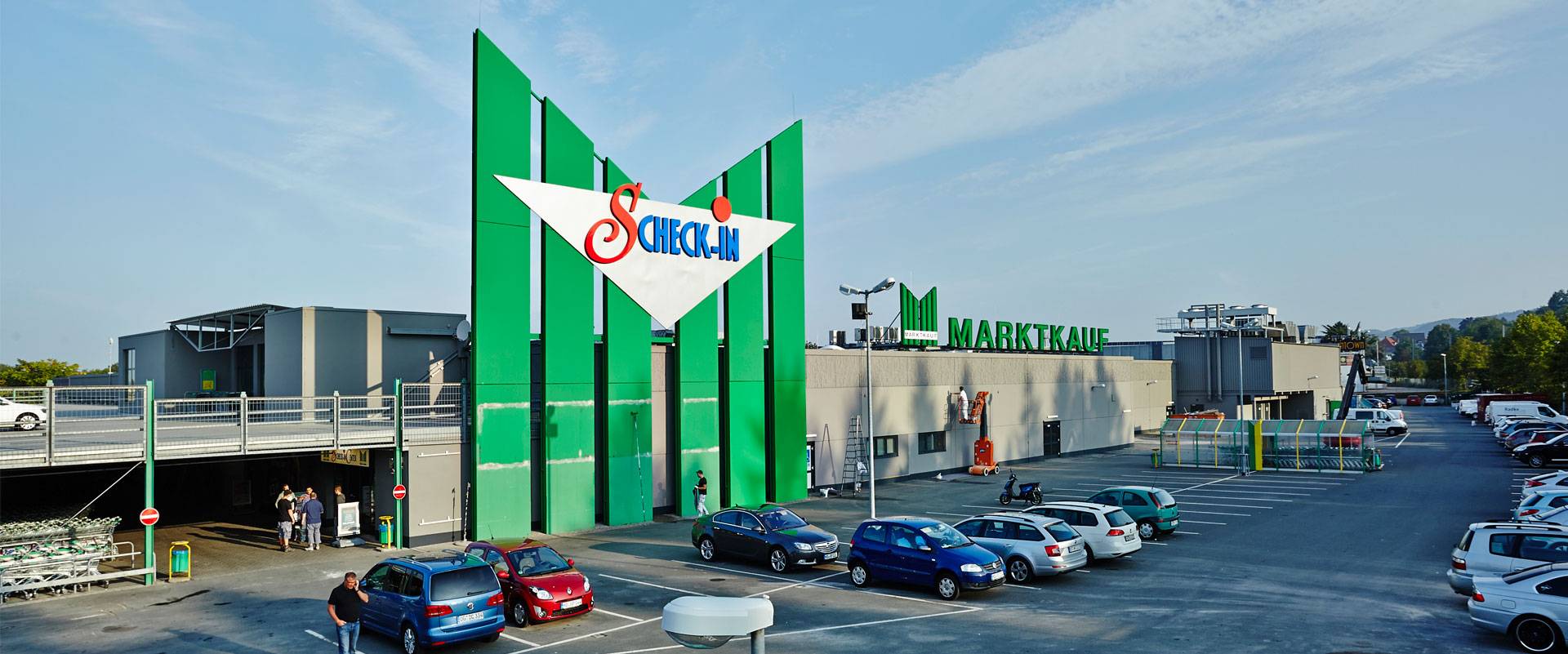 Außenansicht Scheck-In Center Marktkauf Weinheim