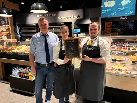 Scheck-in wird ausgezeichnet als Sternebäckerei